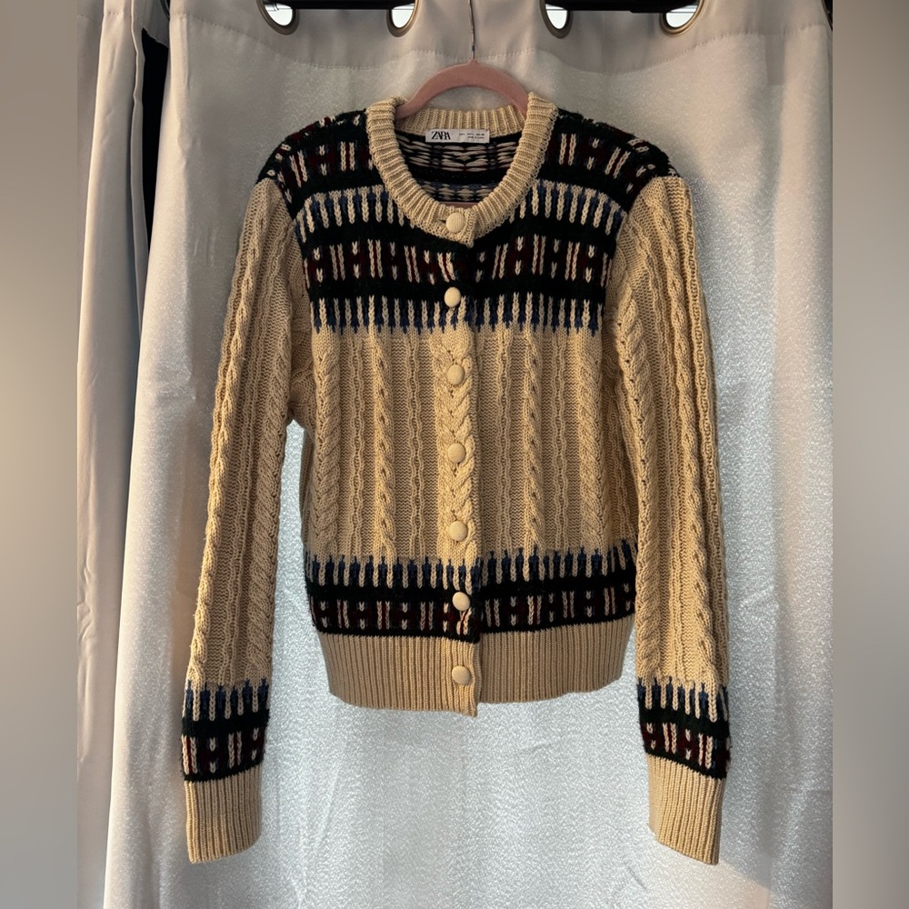 Zara size large jacquard knit cardigan cream blue green red EUC - Picture 3 of 10